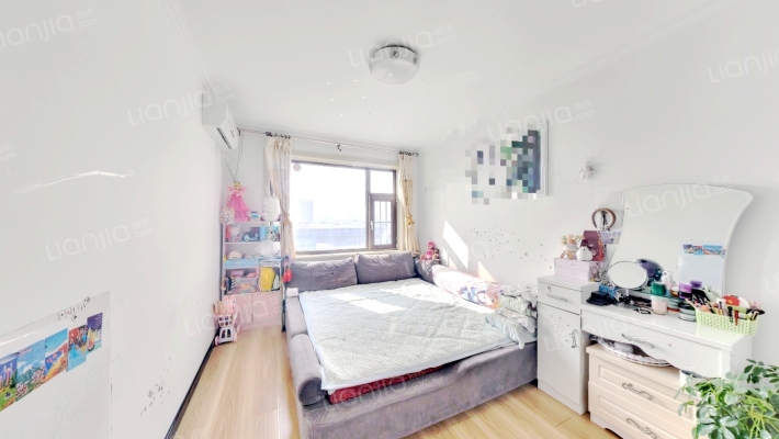 龙泰檀香苑一期二手房实景图