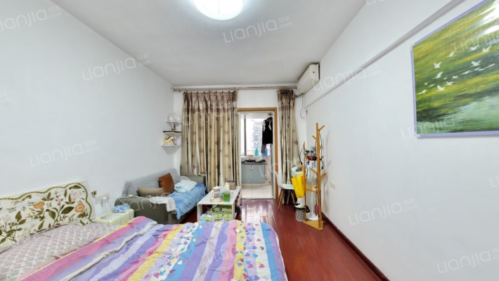 五岳国际二手房实景图