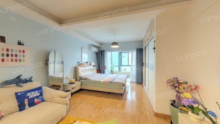 汇金新天地二手房实景图