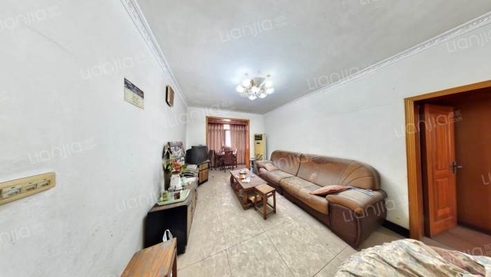 枣子岚垭村二手房实景图