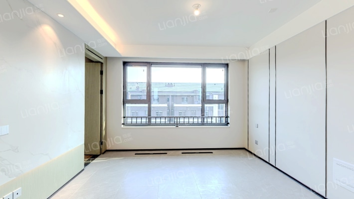 西山金茂府二手房实景图