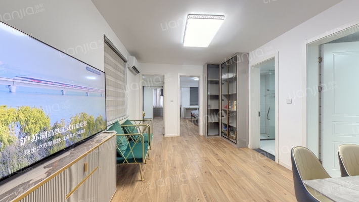 球场里二手房实景图