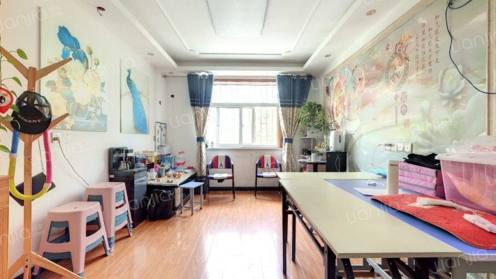 美好佳苑二手房实景图