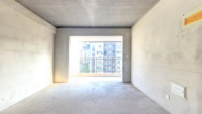 新城一品二手房实景图