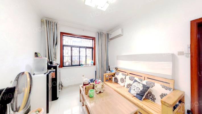 宣城路99号二手房实景图