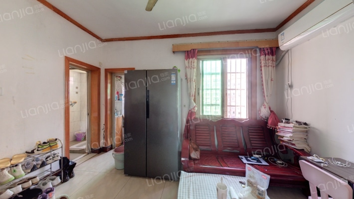 昌北灯头厂宿舍二手房实景图