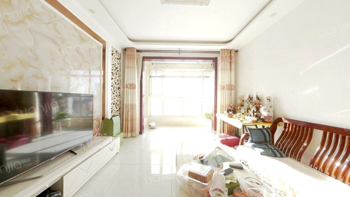 依水市场公寓二手房实景图