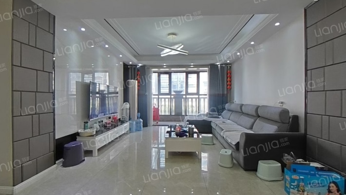 鹰皇花园二手房实景图