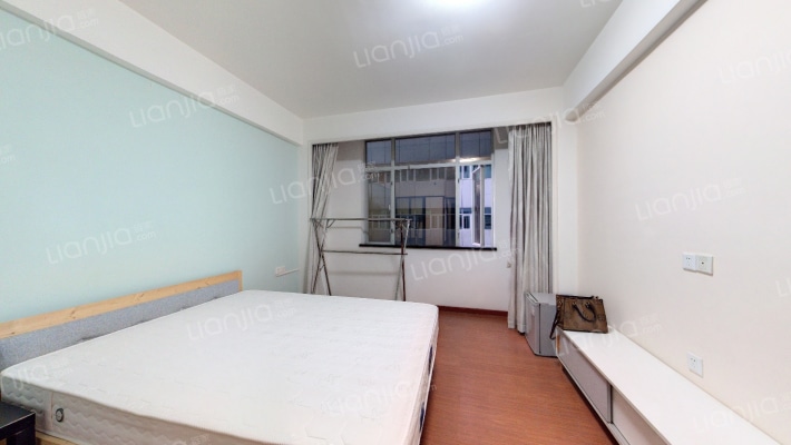 新达城大厦二手房实景图