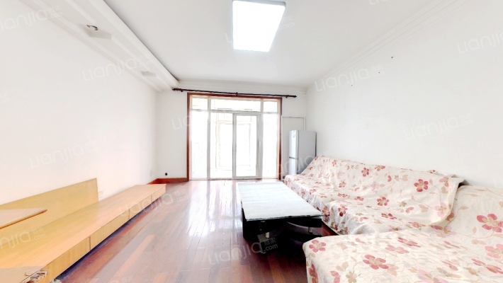 金荷花园二手房实景图