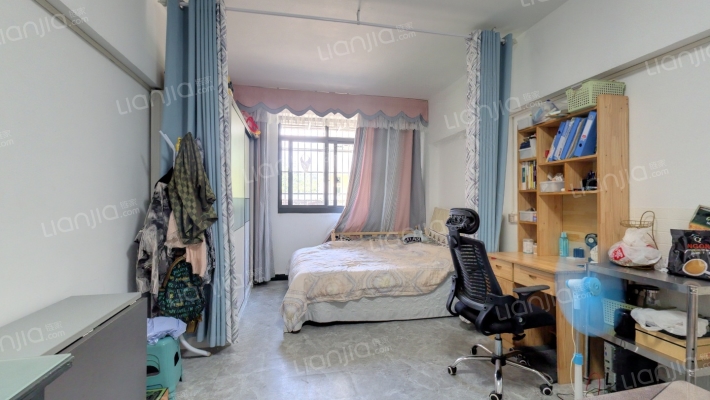 金盘创业新村二手房实景图