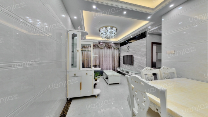 锦龙湾畔三期二手房实景图