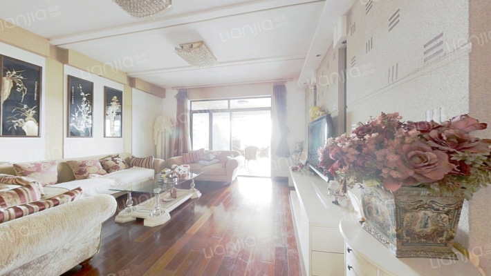 滨江苑三期二手房实景图