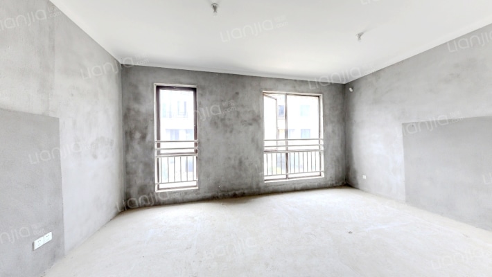 天华玺园二手房实景图