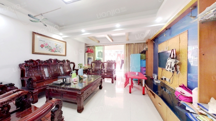 东汇名苑二手房实景图