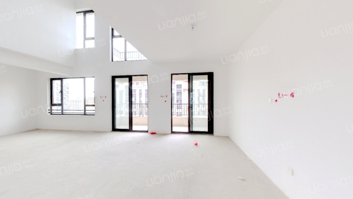 中梁首府熙岸二手房实景图