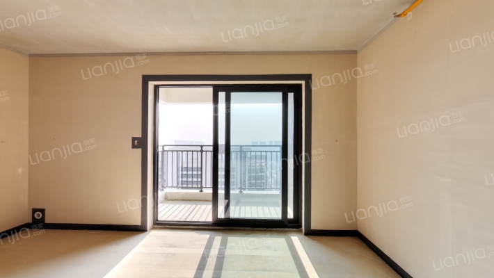 保利清能拾光年二手房实景图