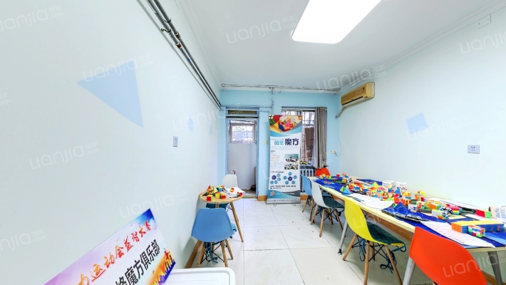 体育学院宿舍二手房实景图