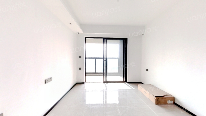 美的·金地·新明珠·凤翔湾壹号二手房实景图