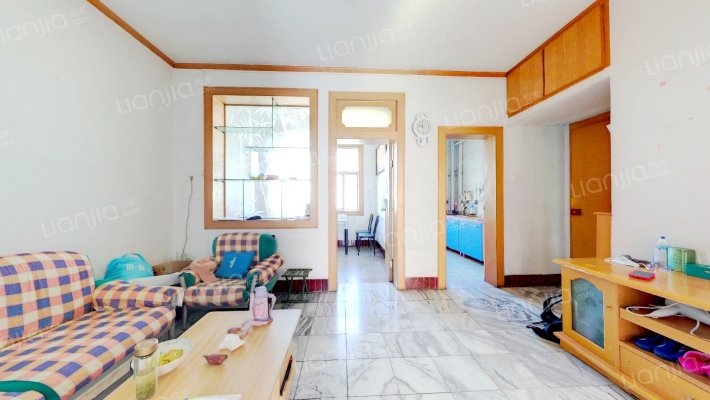 健康路小学宿舍楼二手房实景图