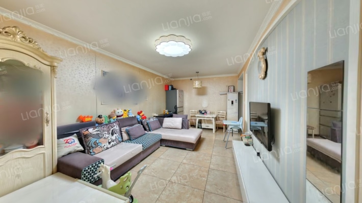 旭景新港二手房实景图