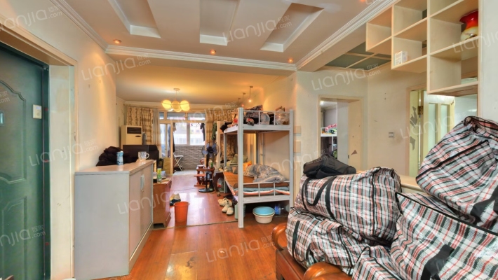 弘信家园二手房实景图