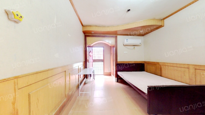 搪瓷厂宿舍二手房实景图