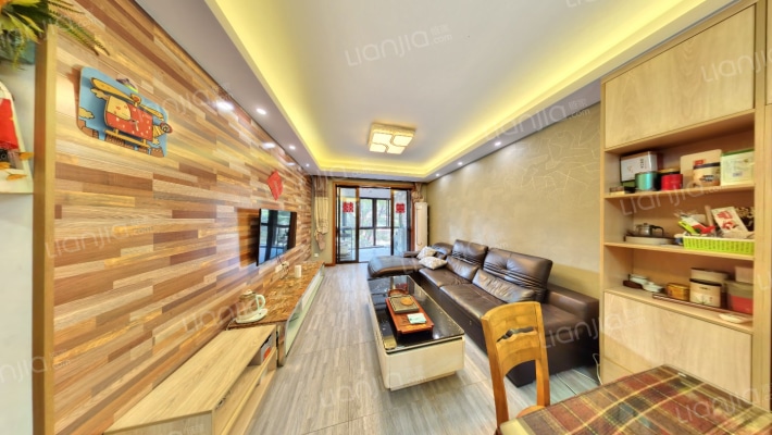 汇诚佳源居二手房实景图