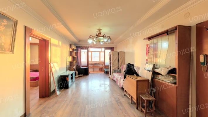 康宁小区二手房实景图