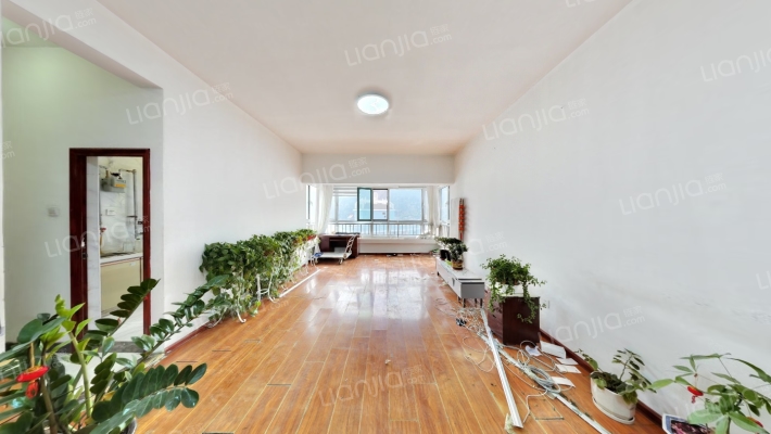 亚太·万佳润泽园二手房实景图