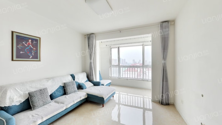 天颐郦城二手房实景图