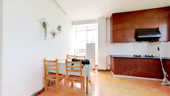 阳光地带二手房实景图