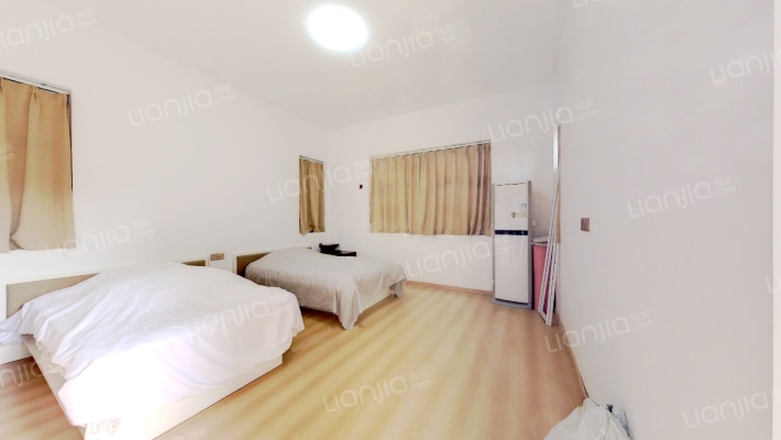 保利十二橡树庄园二手房实景图