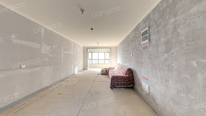 美的悦江府二手房实景图