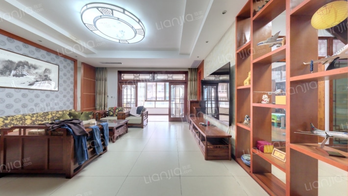 美佳·假日花园二手房实景图