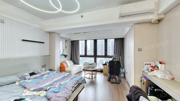 华发琴澳新城四季广场二手房实景图