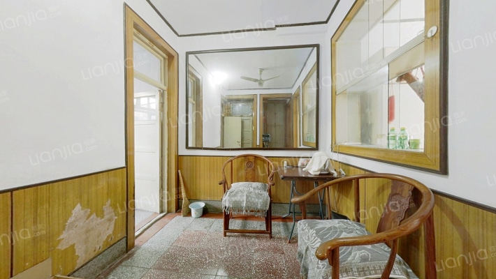 洗衣粉厂宿舍二手房实景图