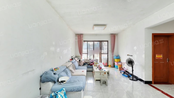 荣耀江南二手房实景图