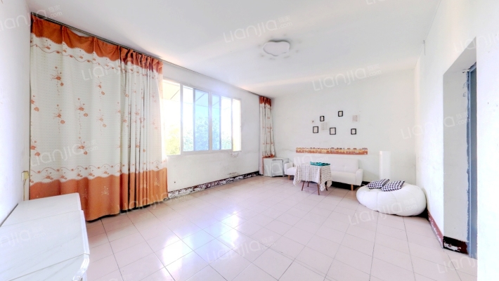 三中家属区二手房实景图