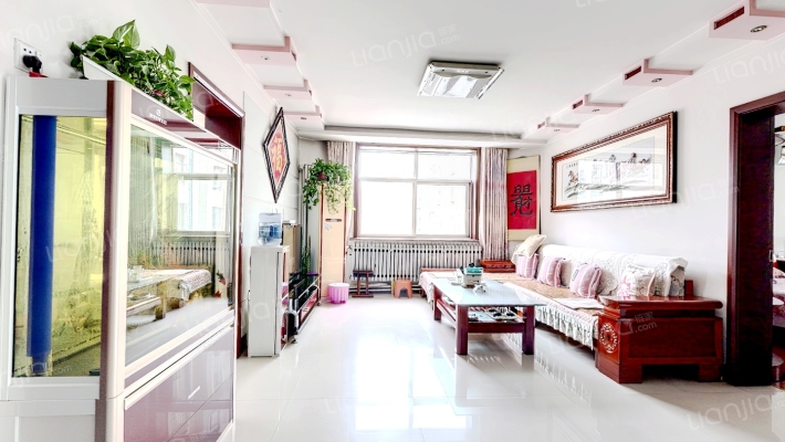 三三公寓二手房实景图