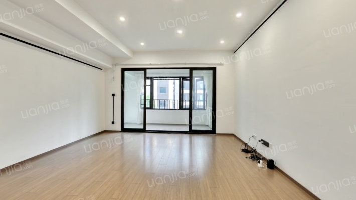 建发悦江南二手房实景图