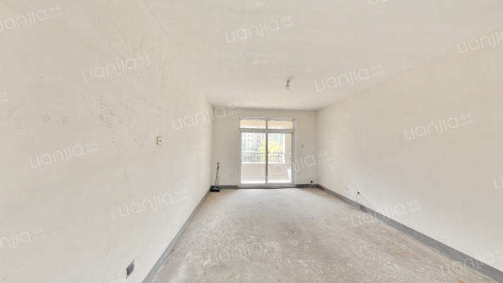 绿地高铁东城二手房实景图