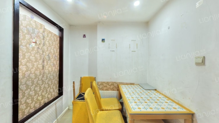 大智公寓二手房实景图