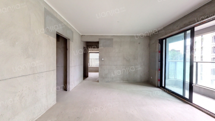 新天泽樾麓台二手房实景图