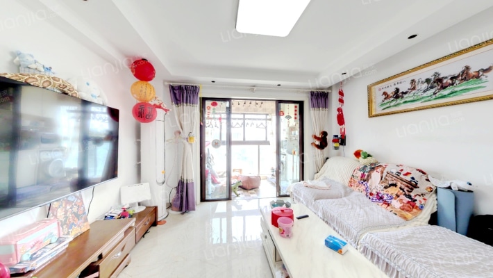 恒威君雅苑二手房实景图