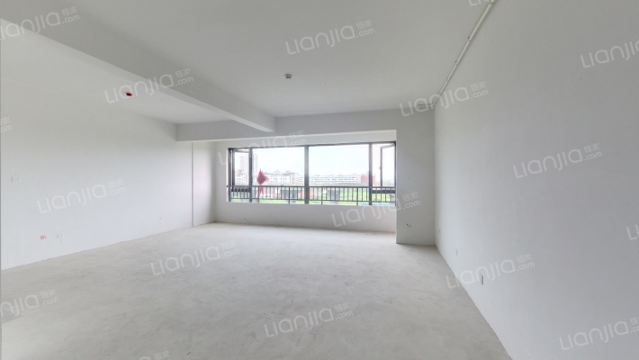 旭信翡翠滨江二手房实景图