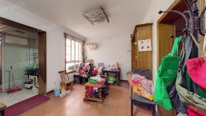 万嘉颐园南区二手房实景图