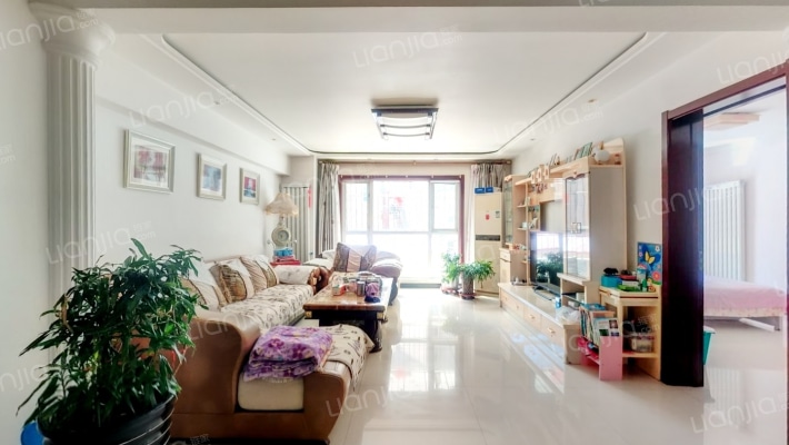 铂金时代广场二手房实景图