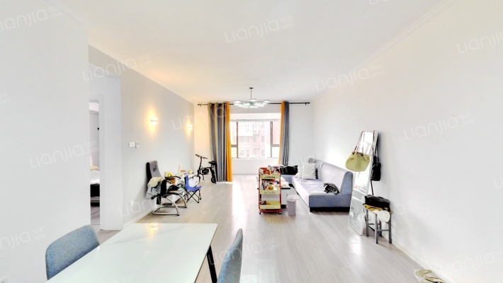 万合名著二手房实景图