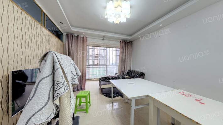 大唐果二手房实景图